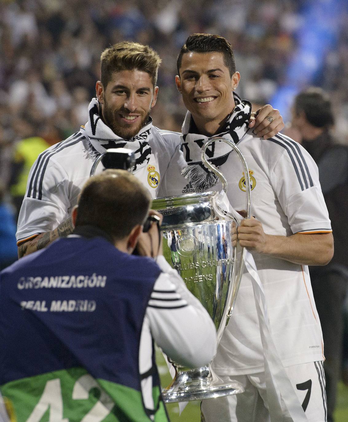 Año 2014. Sergio Ramos y Cristiano posan con el trofeo de la Liga de Campeones.