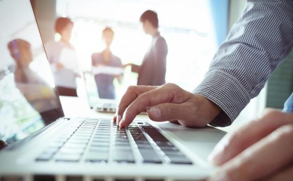 A través de Import@ss se puede acceder a un total de 40 servicios