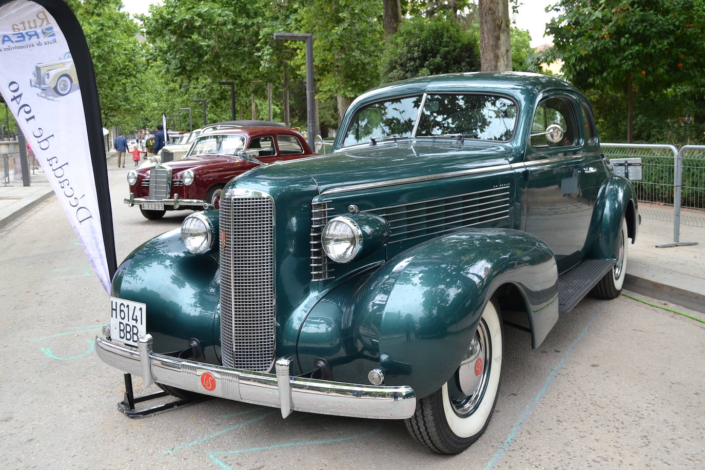 Hasta las 15 horas del domingo se podrán contemplar en el Paseo del Salón, los más de 70 vehículos del siglo pasado participantes en la XVII Ruta Reale.