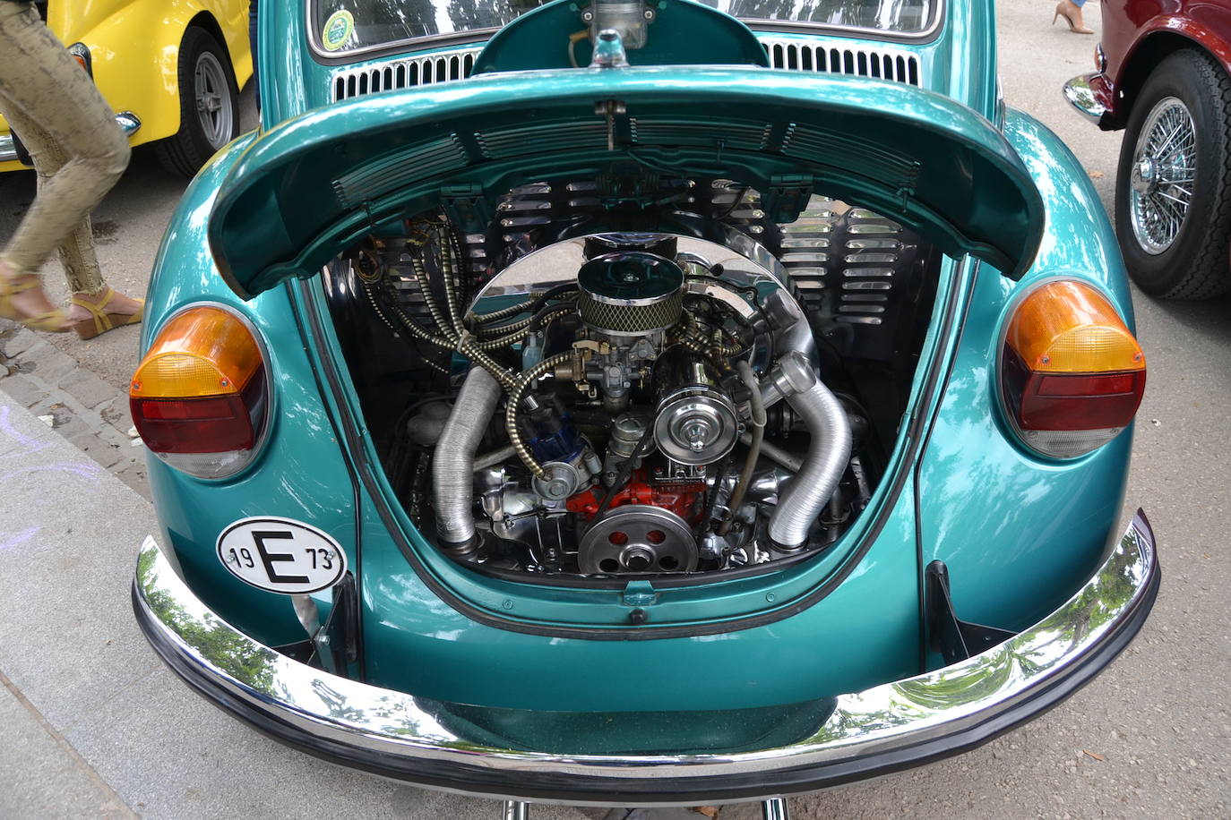 Hasta las 15 horas del domingo se podrán contemplar en el Paseo del Salón, los más de 70 vehículos del siglo pasado participantes en la XVII Ruta Reale.