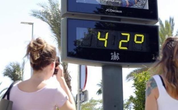 Las altas temperaturas empiezan a asomar en Andalucía. 