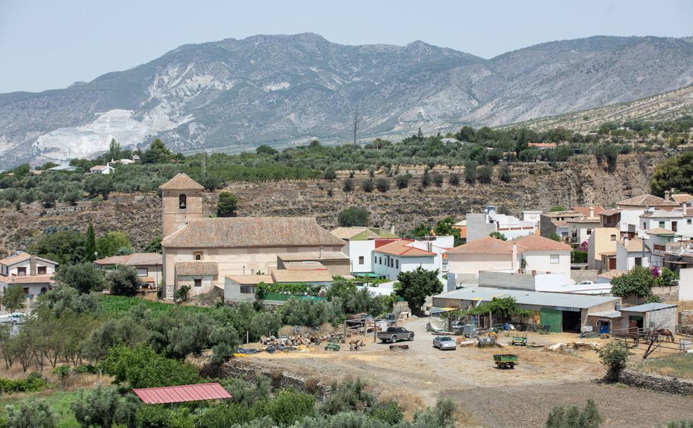 Vista general de la localidad de Acequias, un lugar con encanto ubicado en el Valle de Lecrín. 