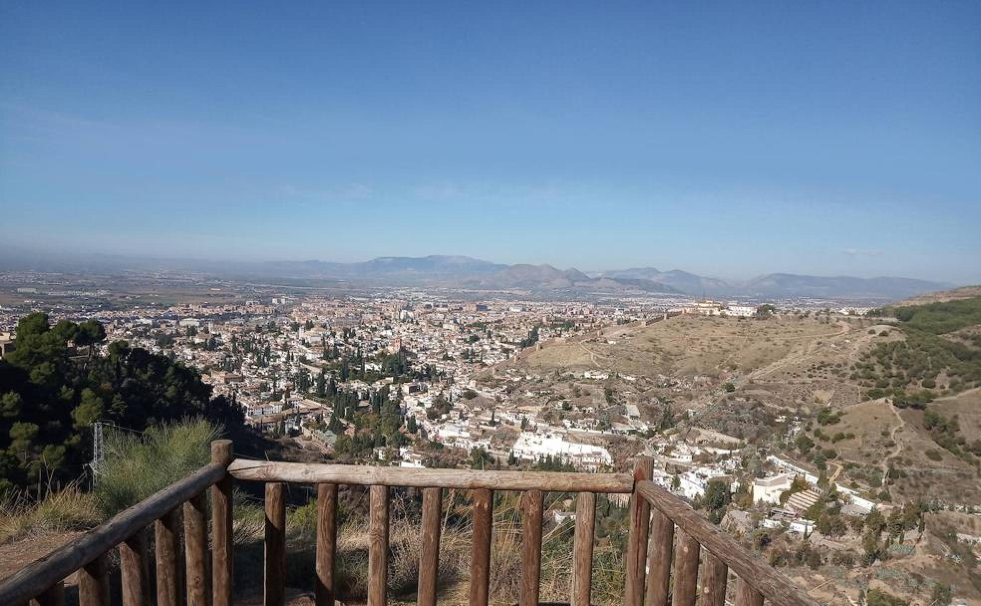 Las panorámicas que ofrece el sendero son espectaculares.