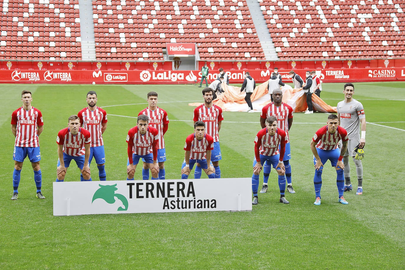Imagen secundaria 1 - Arriba, el Espanyol es el que tiene los canteranos con mayor valor de mercado. Abajo a la izquierda, el Sporting, que con doce es el que más jugadores tiene de la cantera. Abajo a la derecha, Las Palmas, cuyos canteranos han jugado más partidos. 