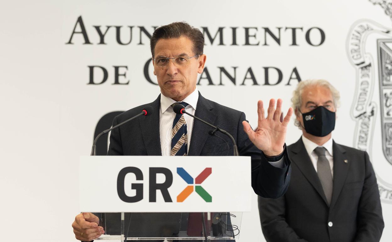 Salvador, durante la rueda de prensa en la que ha anunciado su renuncia