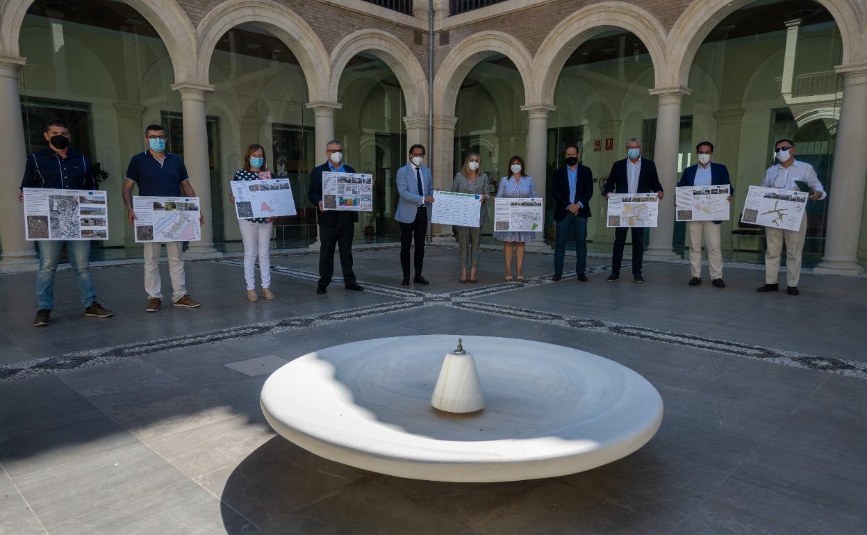 La Junta invertirá 1,4 millones en la regeneración de calles y plazas de siete municipios granadinos