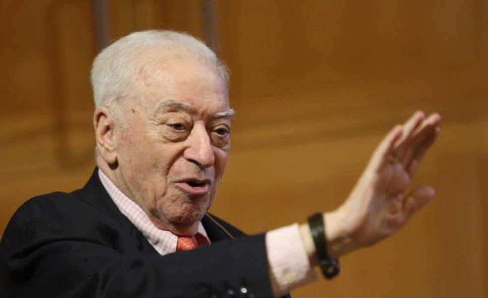 Conferencia de Tico Medina en el palacio de Carlos V en 2019. 