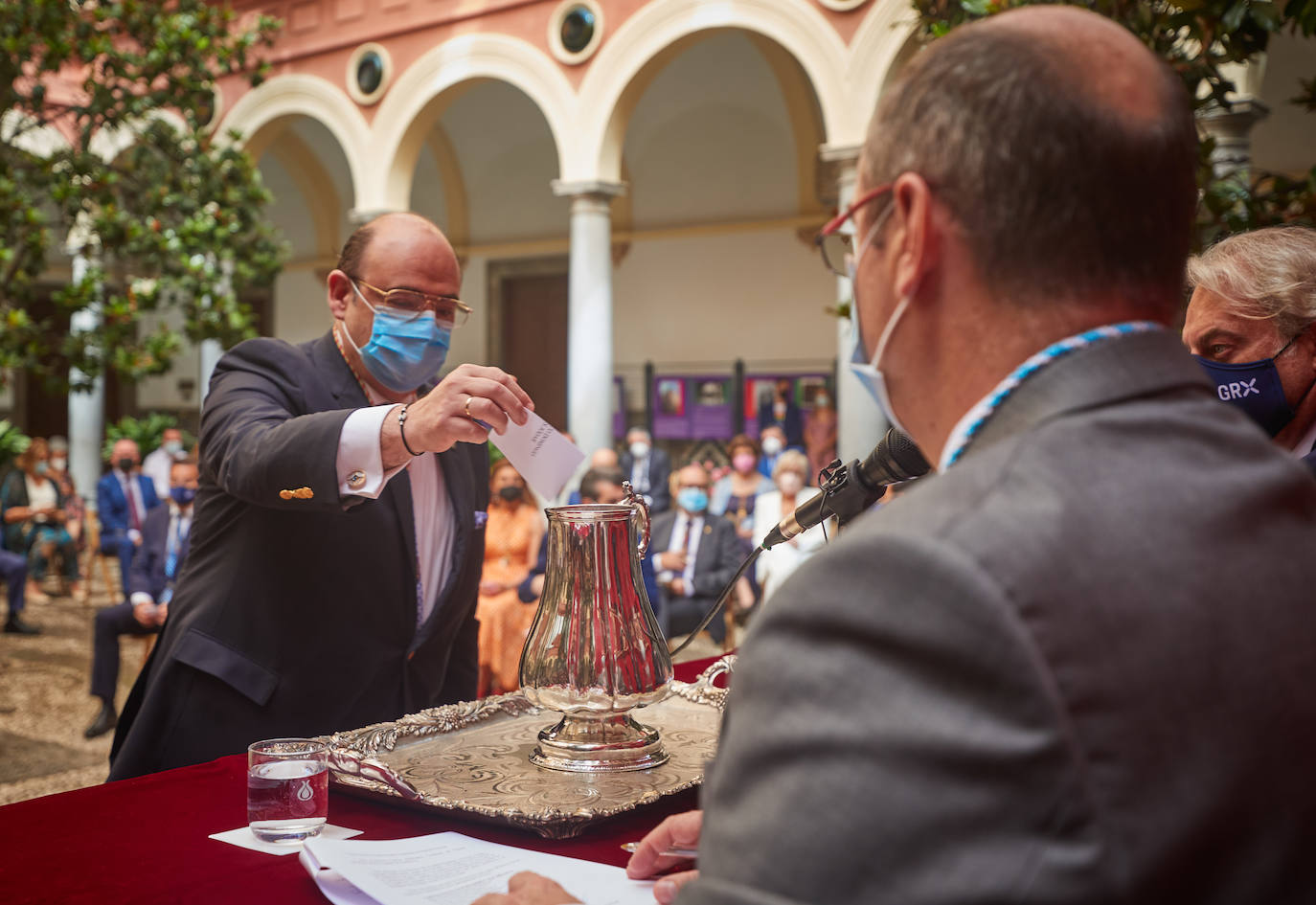 Todas las imágenes de una jornada histórica para Granada