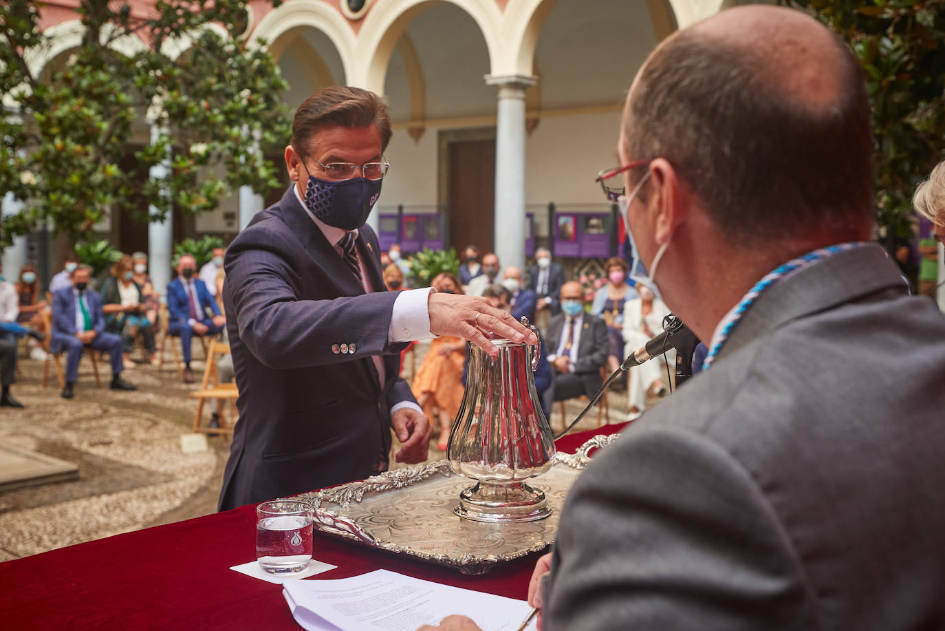 Todas las imágenes de una jornada histórica para Granada