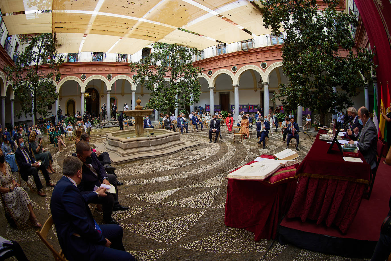 Todas las imágenes de una jornada histórica para Granada