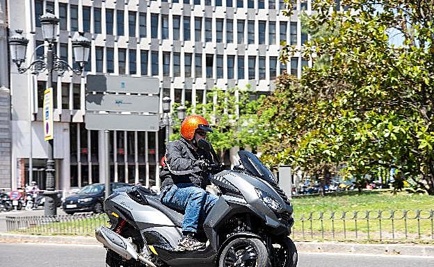 Peugeot Metropolis SW Y GT: Felinos Urbanos