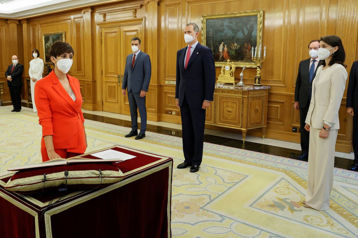 Isabel Rodríguez ha prometido su cargo como ministra de Política Territorial.