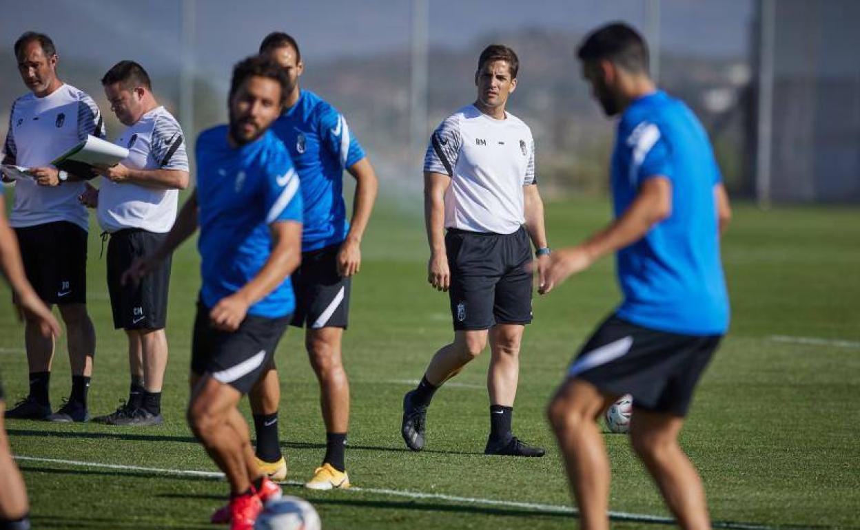 Robert Moreno contará mañana con Carlos Bacca en su entrenamiento. 