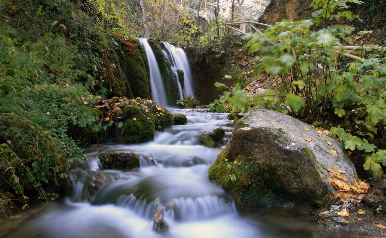 El río Cerezuelo en Cazorla tiene pozas para el baño.