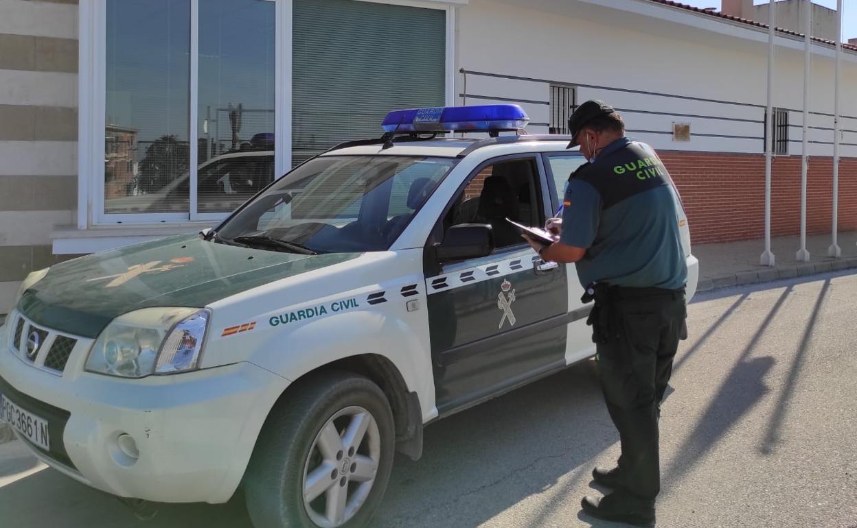 Guardia Civil de Peal de Becerro.