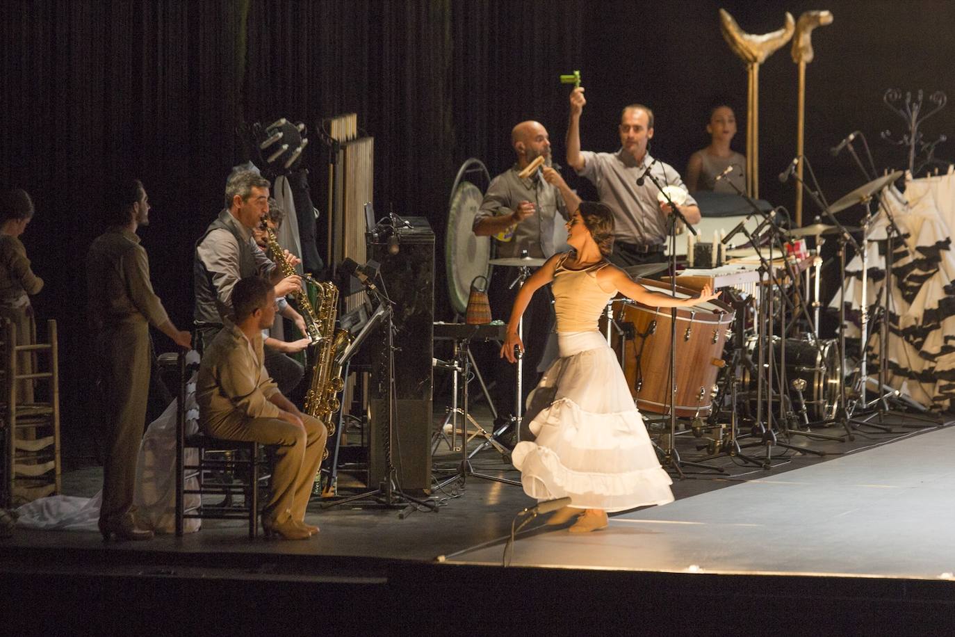 Fotos: El Maleficio de la Mariposa cierra el Festival