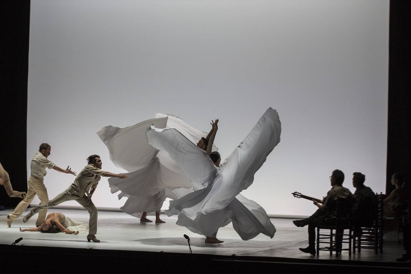 Fotos: El Maleficio de la Mariposa cierra el Festival