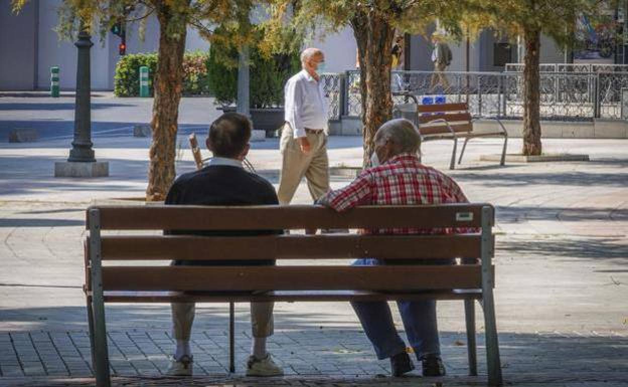 Estos son los requisitos para cobrar dos pensiones de jubilación a la vez