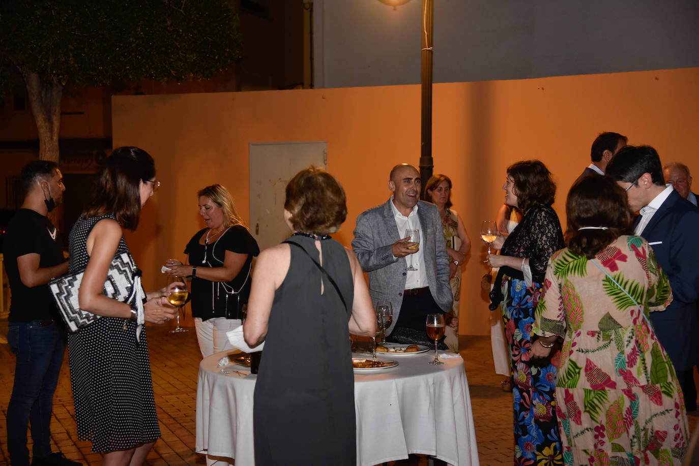 El Centro Cultural de Adra acogió este jueves una gala en la que se puso en valor al sector agroalimentario de la provincia de Almería