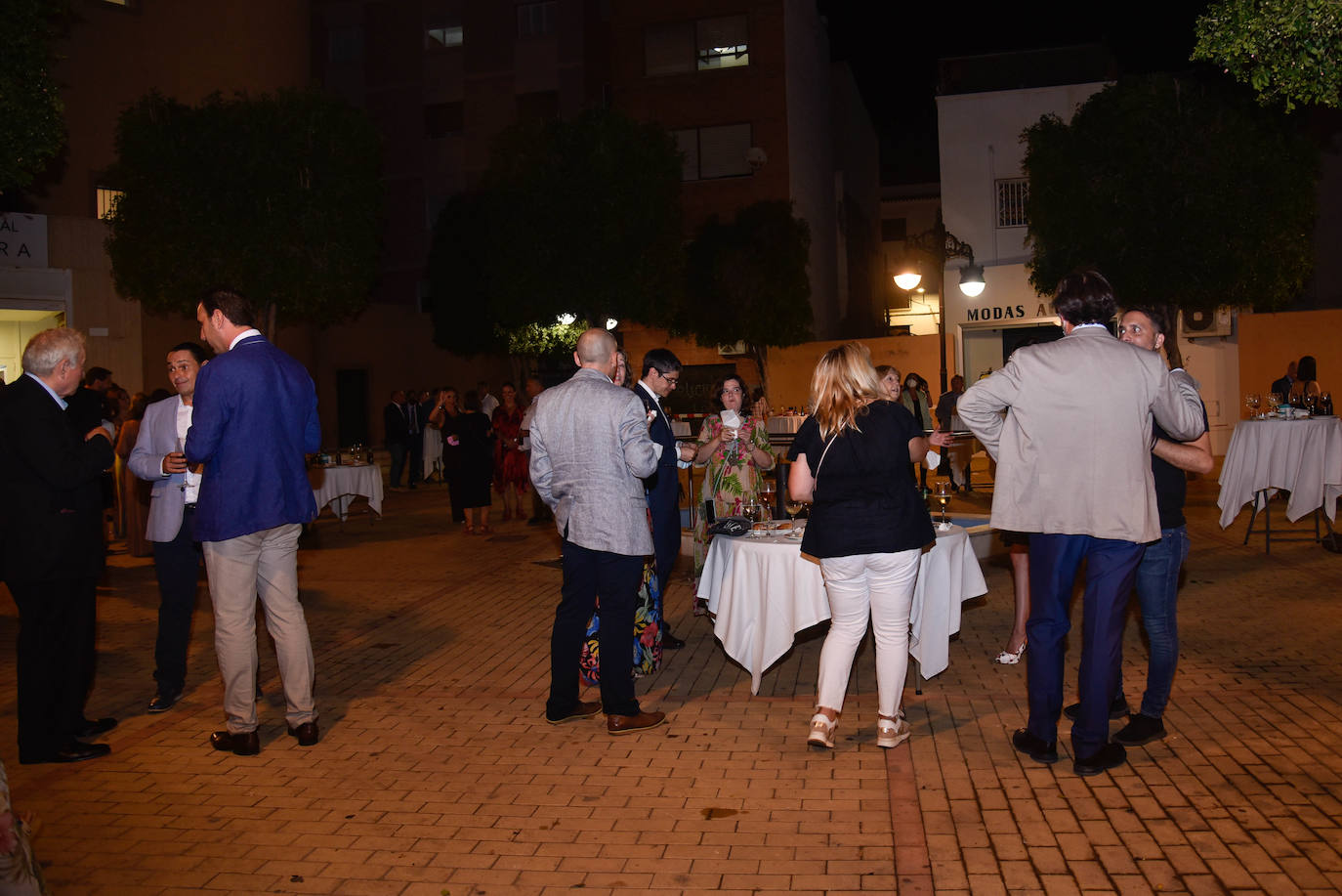 El Centro Cultural de Adra acogió este jueves una gala en la que se puso en valor al sector agroalimentario de la provincia de Almería