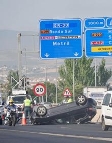Imagen secundaria 2 - Accidente en la Circunvalación.