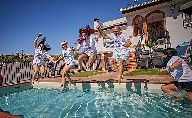 Noe, su mujer: «Se nota que ha sufrido, pero ha disfrutado. Es solo el principio»