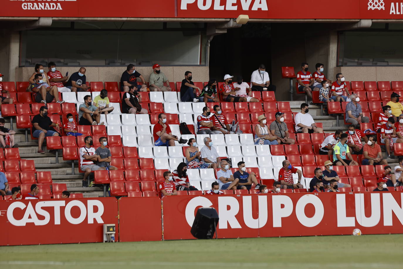 La afición vuelve a disfrutar de los partidos del Granada CF
