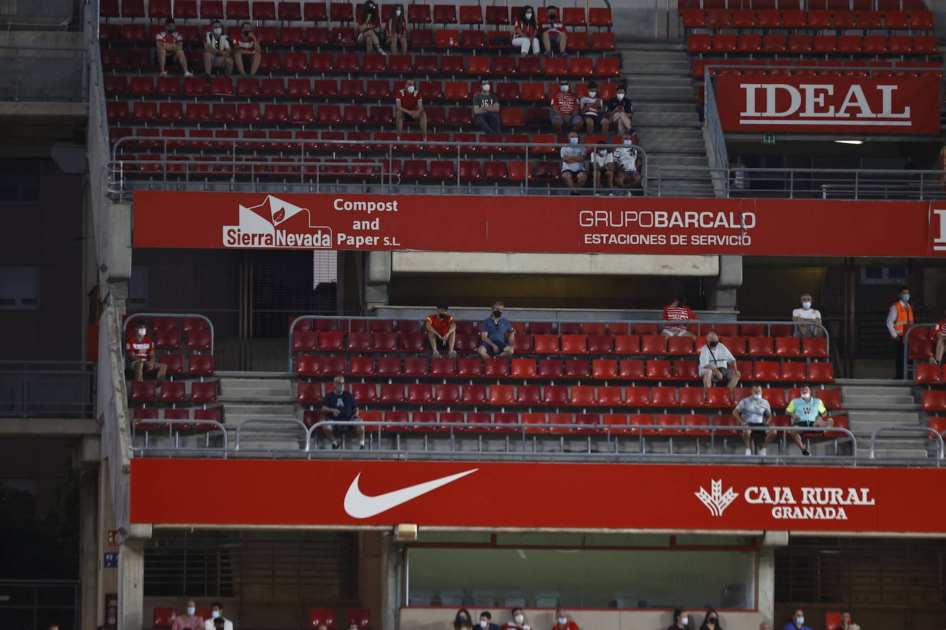 La afición vuelve a disfrutar de los partidos del Granada CF