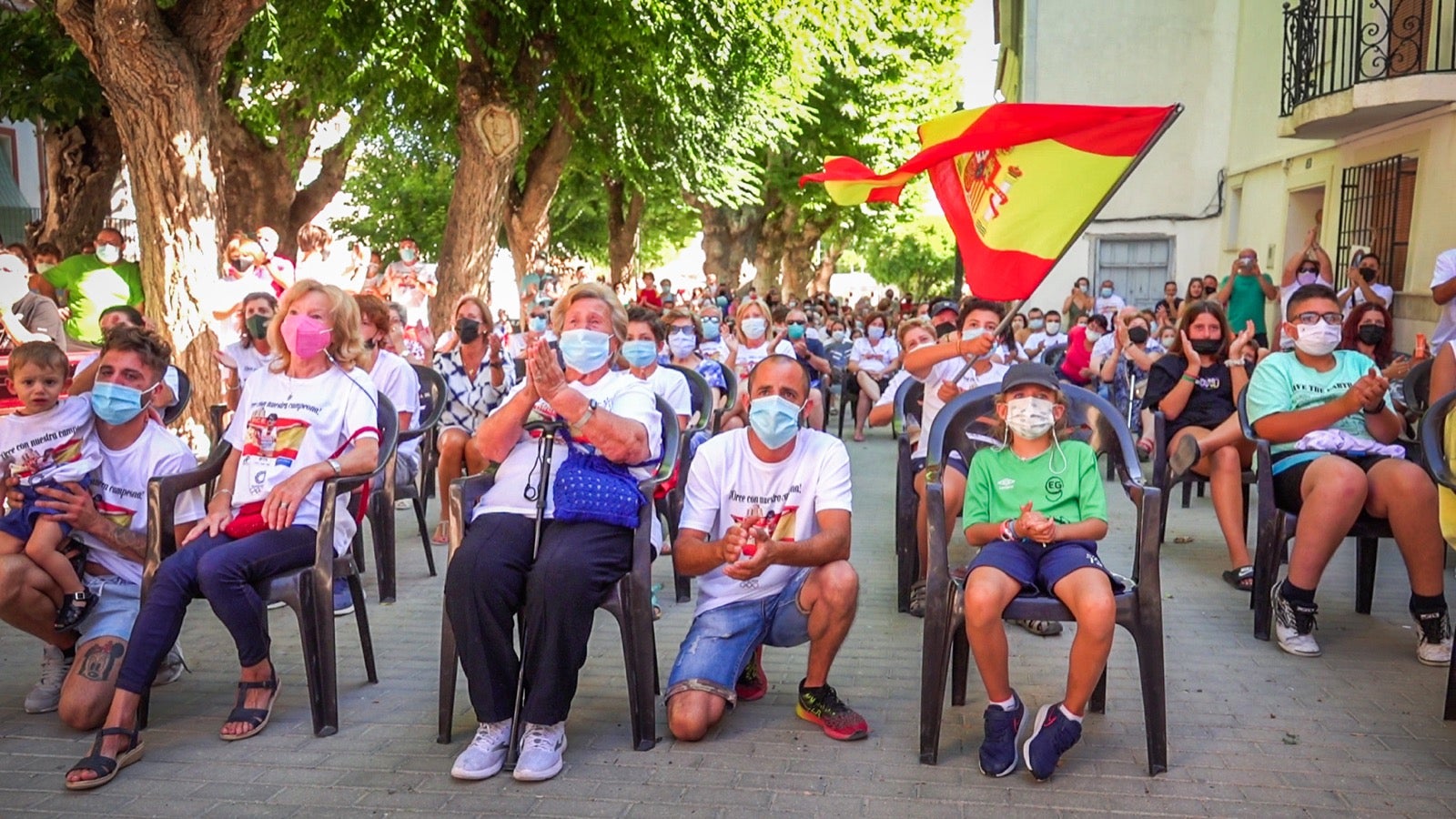 El pueblo natal de la marchadora, orgulloso de su paisana