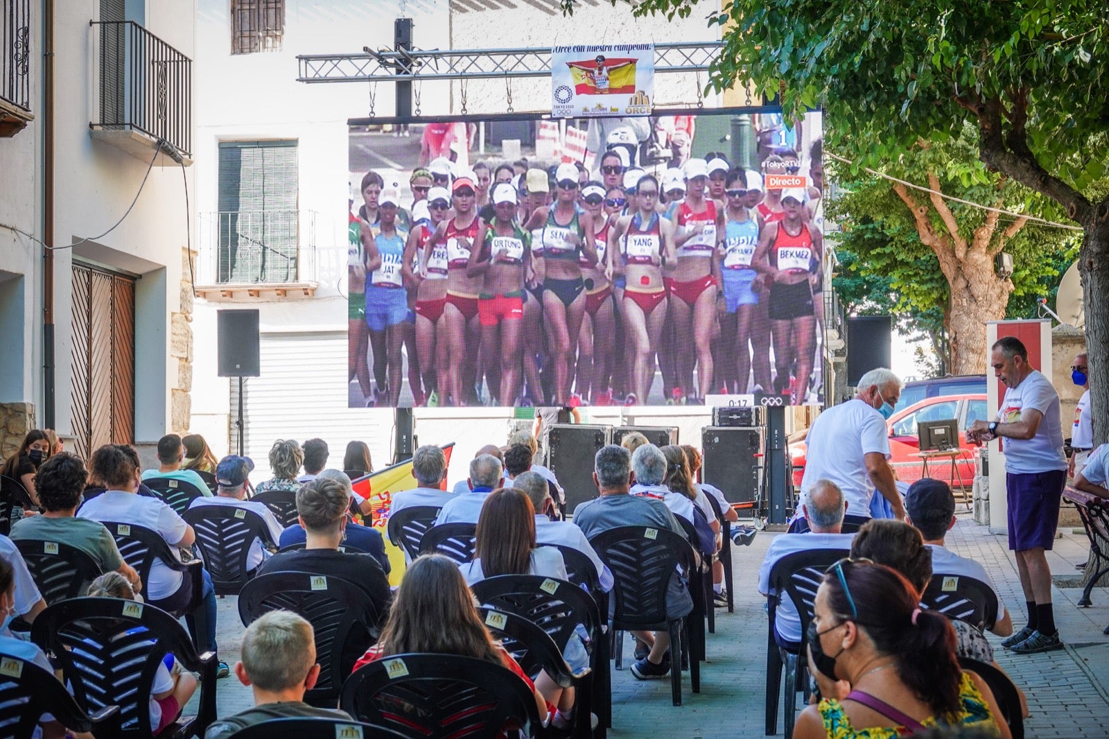 El pueblo natal de la marchadora, orgulloso de su paisana