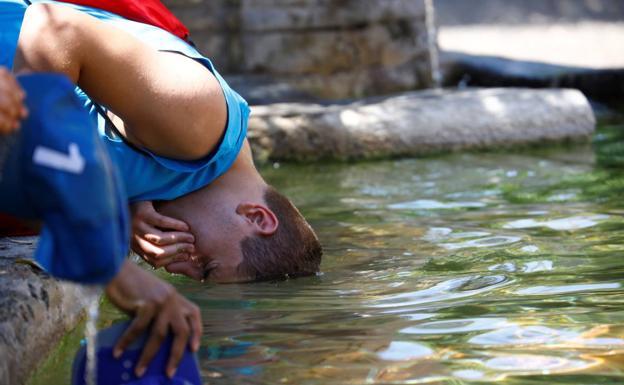 La ola de calor azota con fuerza Andalucía este jueves: zonas y horas críticas