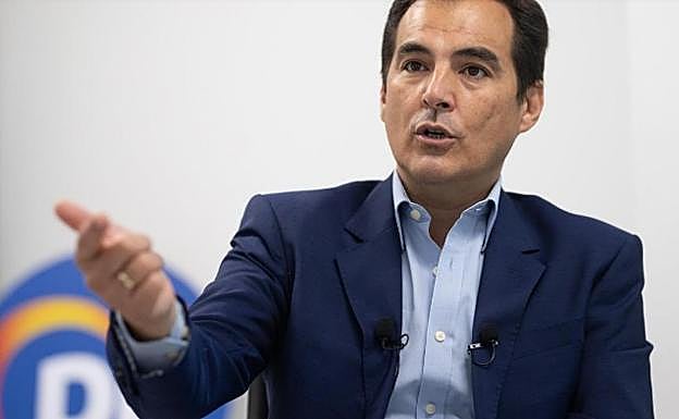 El portavoz del PP-A en el Parlamento regional, José Antonio Nieto.