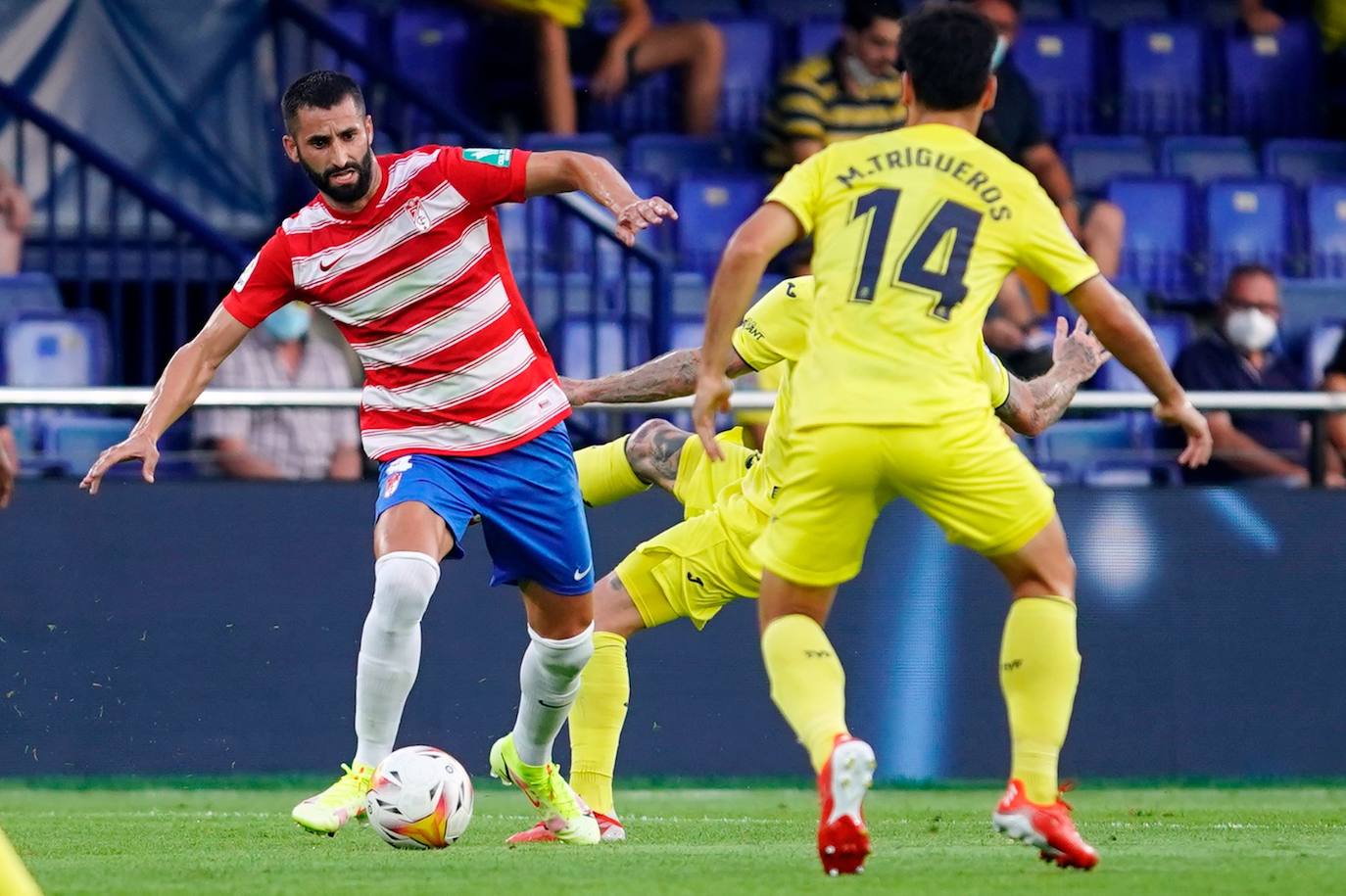 Fotos: Las mejores imágenes del encuentro entre el Villareal y el Granada