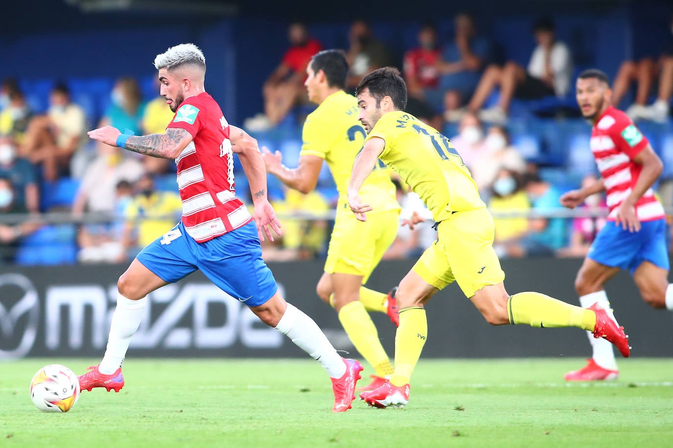 Fotos: Las mejores imágenes del encuentro entre el Villareal y el Granada