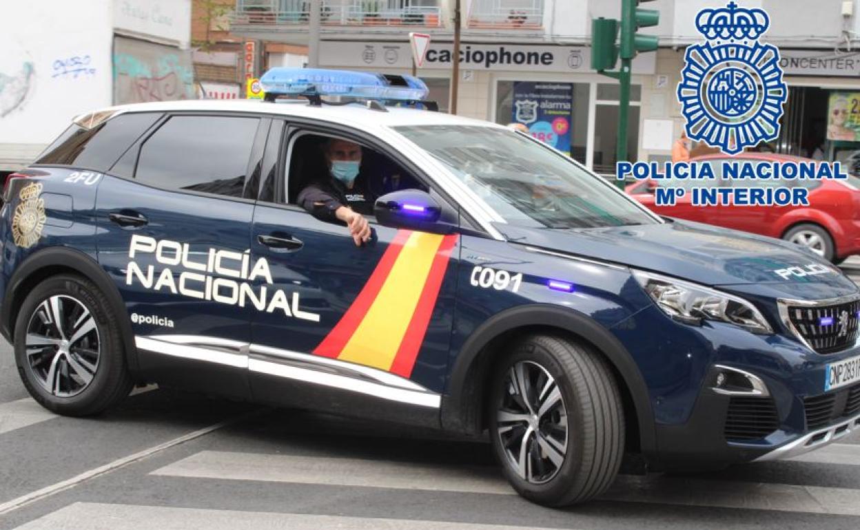 Un fugitivo escala hasta un tercero en Granada para robar, bombonas y electrodomésticos