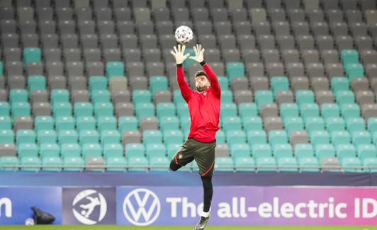 Max en un entreno con la sub 21 portuguesa. 