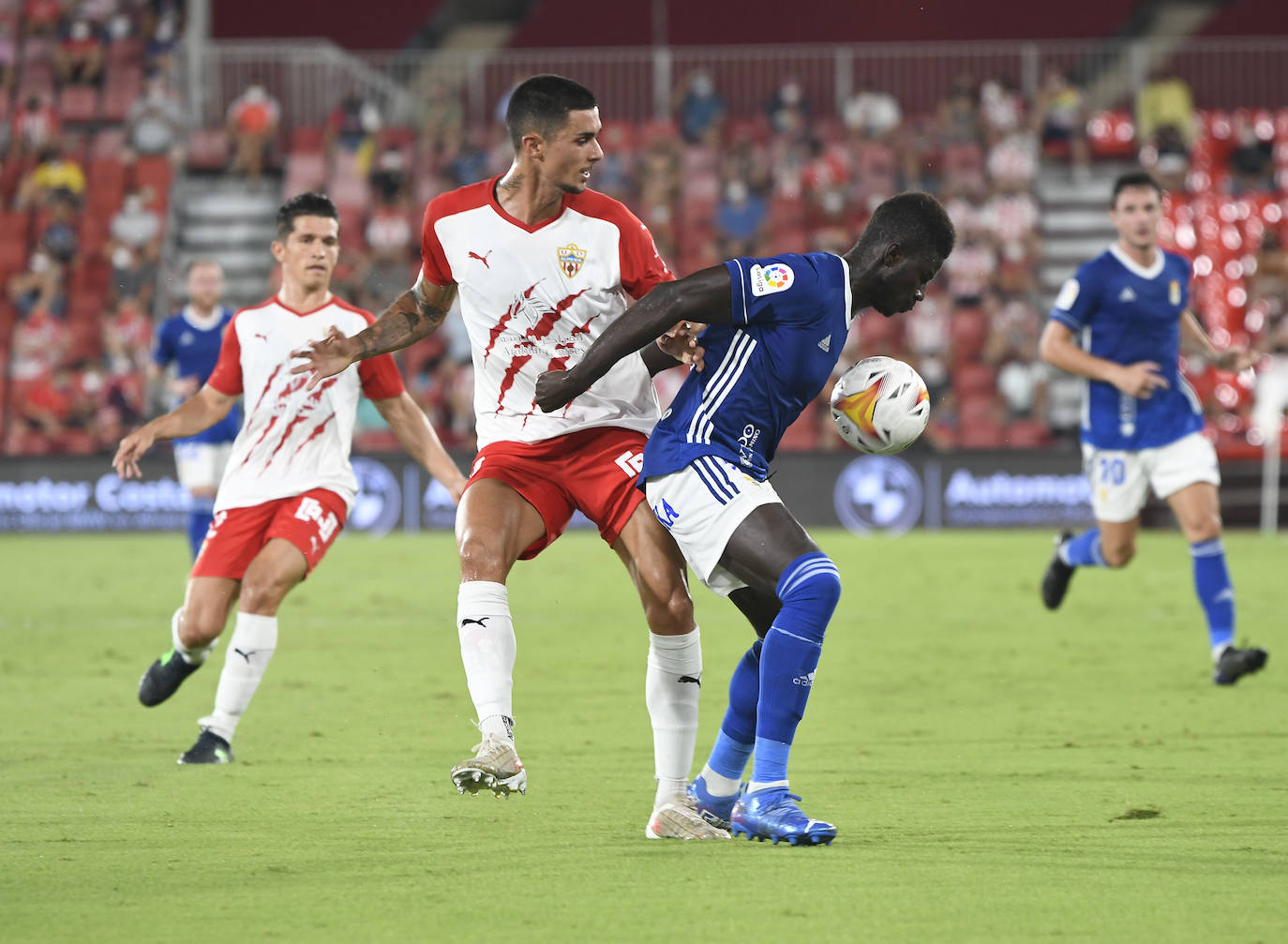 El Almería-Oviedo, en imágenes