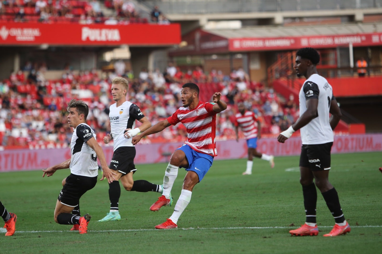 El Granada-Valencia, en imágenes