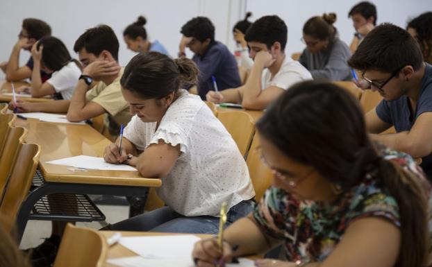 Los rectores podrán elegirse mediante un concurso de méritos nacional