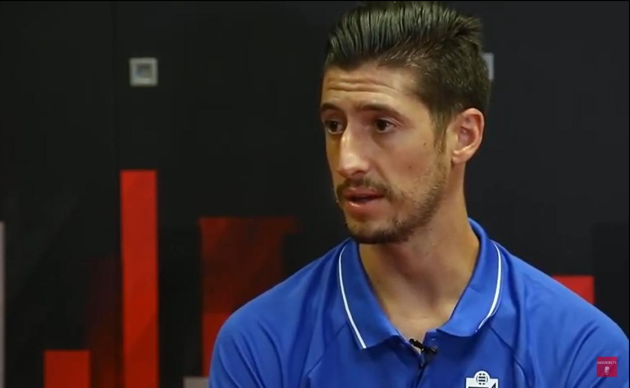 Sergio Escudero, durante la entrevista íntima concedida al club. 