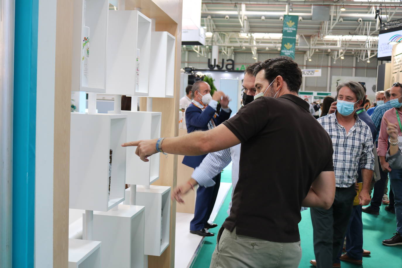 Primer día de Expoliva, marcado por la visita del Rey