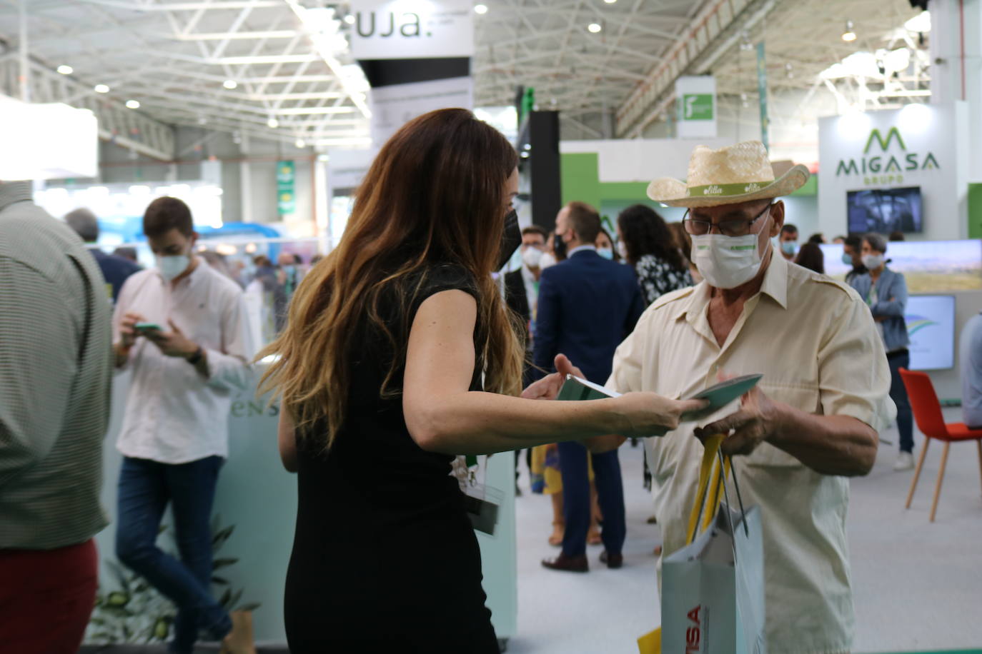 Primer día de Expoliva, marcado por la visita del Rey
