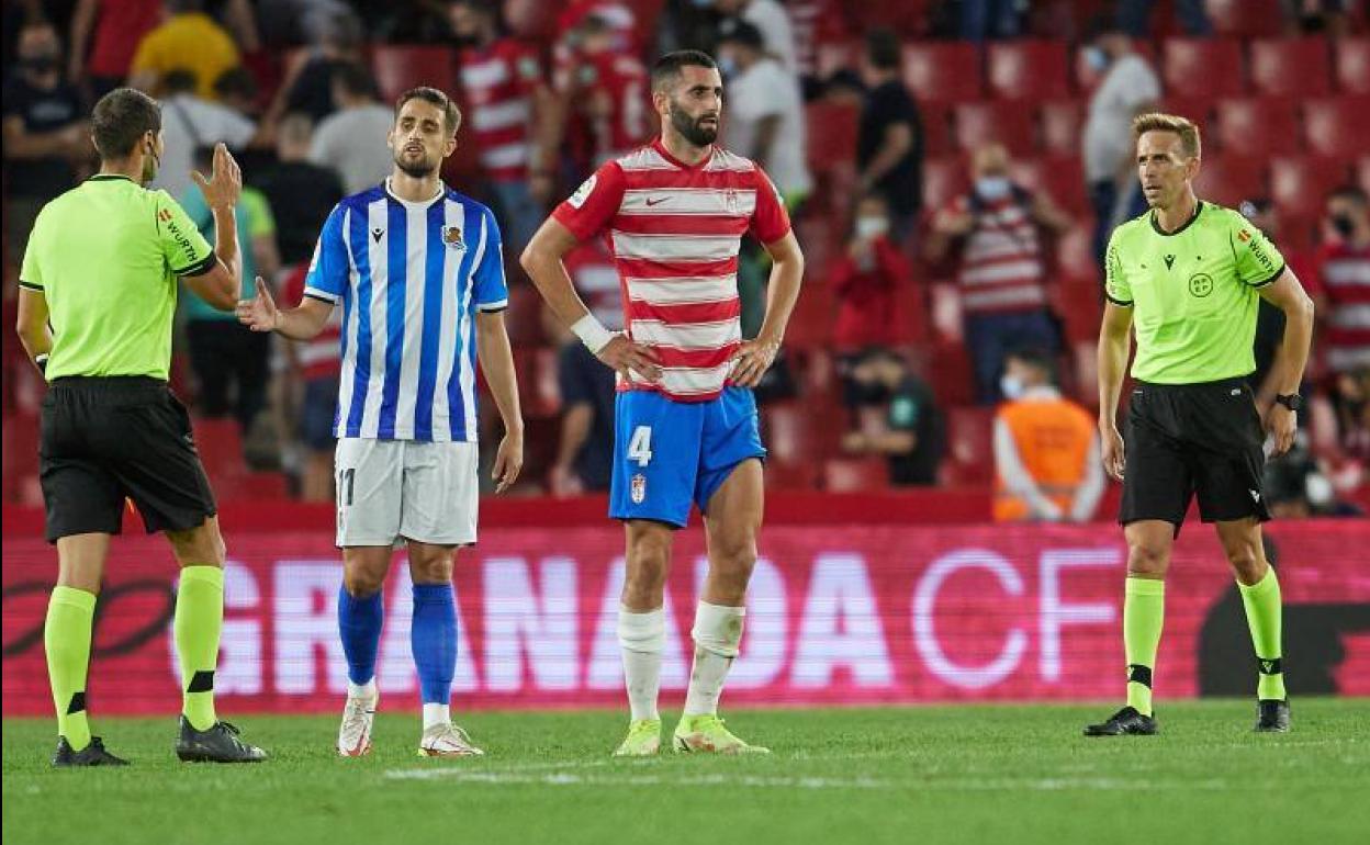 Maxime Gonalons, abatido a la conclusión del partido contra la Real Sociedad. 