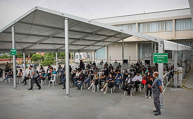 Salud cierra el vacunódromo del Parque Norte de Bomberos de Granada