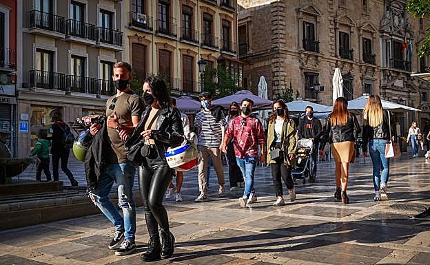 Granada, en mitad de tabla de los indicadores covid para pasar a nivel 0