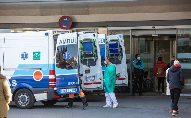 Solo una decena de pacientes con covid en las UCI de Granada