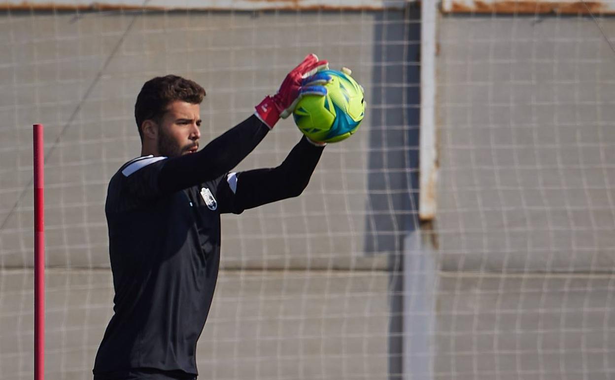 Luis Maximiano, en la sesión. 
