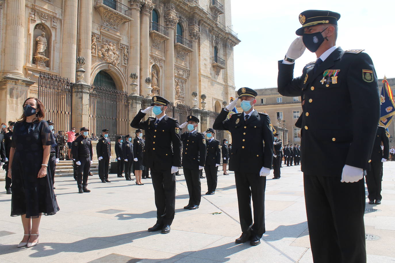 Fotos: Así ha sido el acto de la Policía Nacional en Jaén