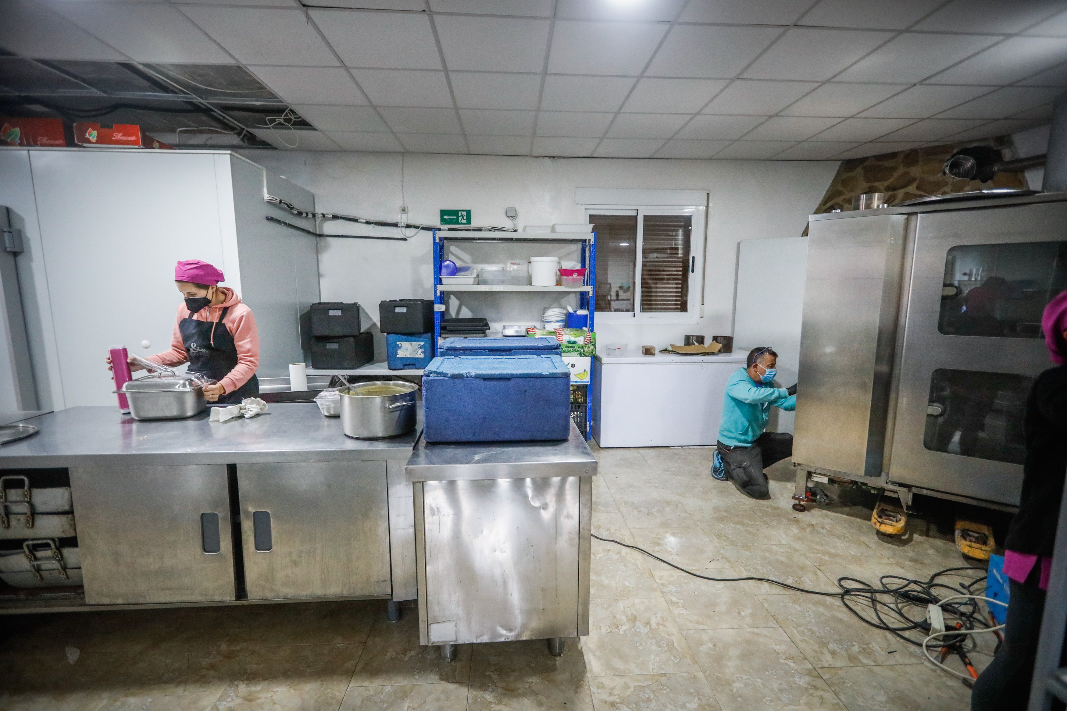 Alomartes y Montefrío siguen adelante a pesar de la tromba de agua que anegó negocios, viviendas y demás instalaciones.