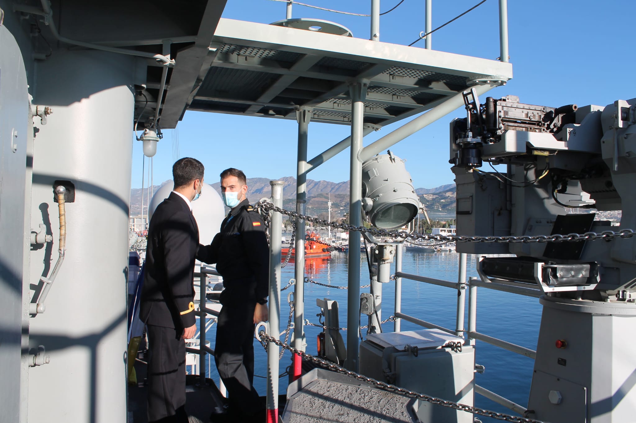 El buque Reina Sofía, en el puerto de Motril